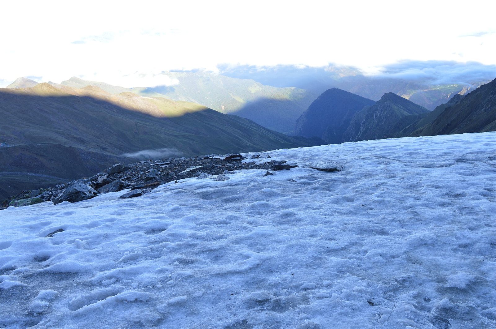 Roopkund: The Mystery of the Skeleton Lake