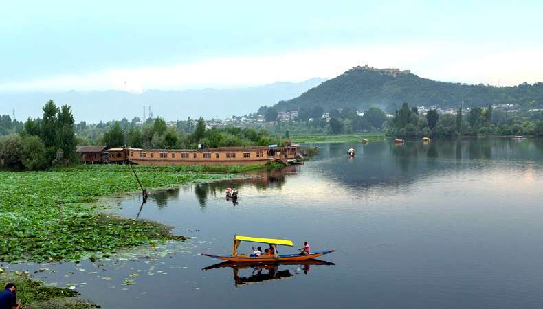 Family Camping Srinagar (Sep-Oct) 2026